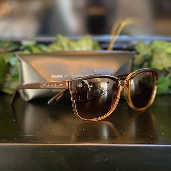 Marc by Marc Jacobs Sunglasses - Picture 1 of 3